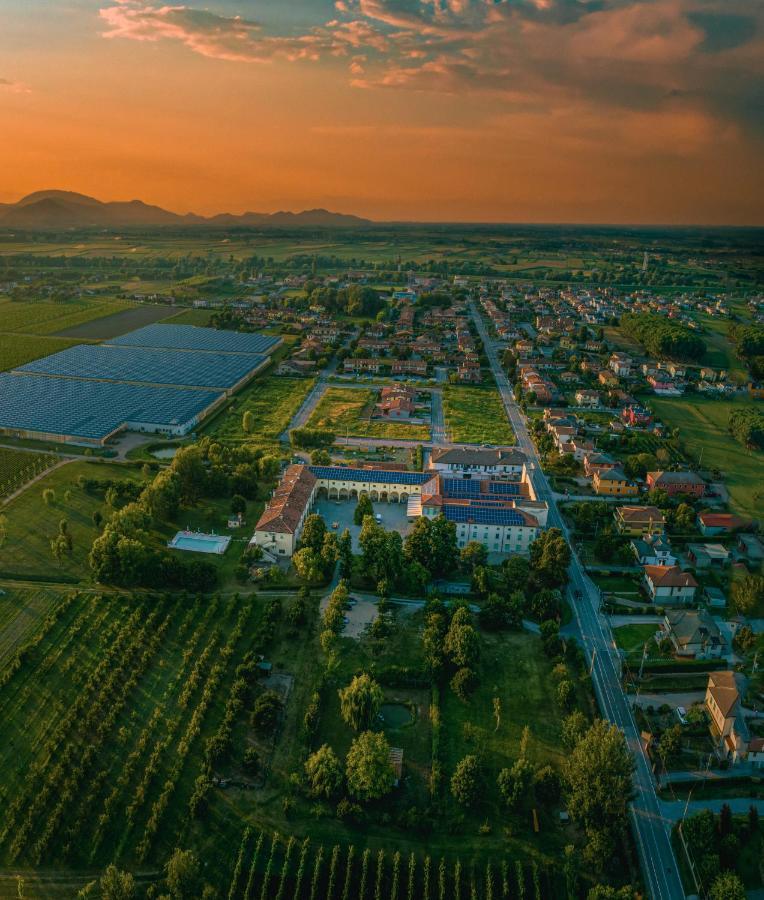 Agriturismo Corte Carezzabella San Martino di Venezze Экстерьер фото